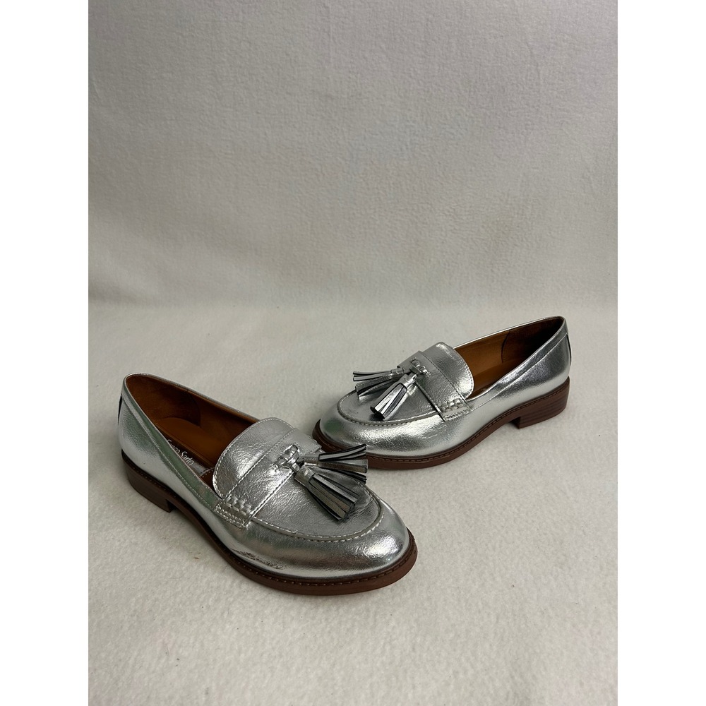 Metallic Preppy Franco Sarto Women 8M Silver Carolyn Low Tassel Loafer